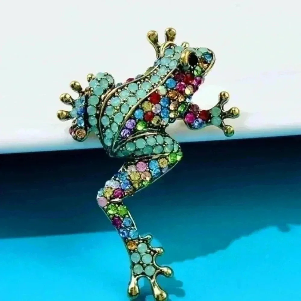Frog Hot Cloth Dress Hat Brooch